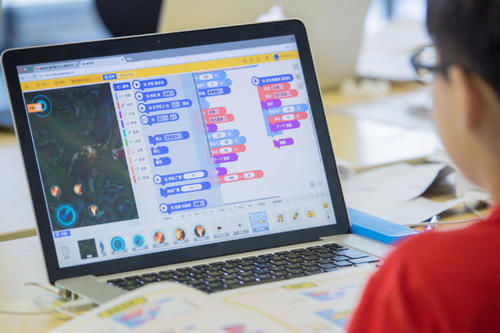 童程童美樂高機器人培訓（長沙）機構地址詳情與計算機軟硬件設備關聯解析